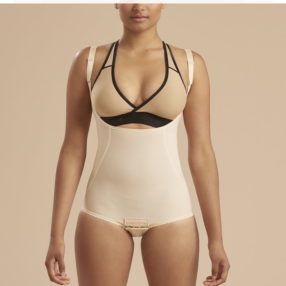 GIRDLE WITH HIGH-BACK BIKINI LENGTH